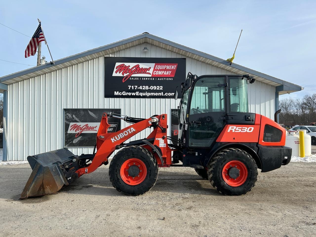 2021 Kubota R530 Equipment Image0