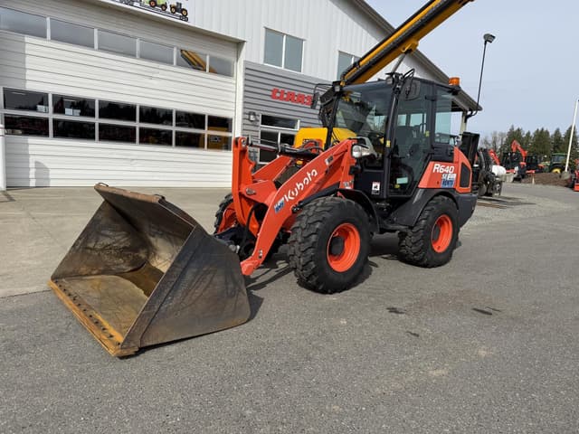 Image of Kubota R640 equipment image 1