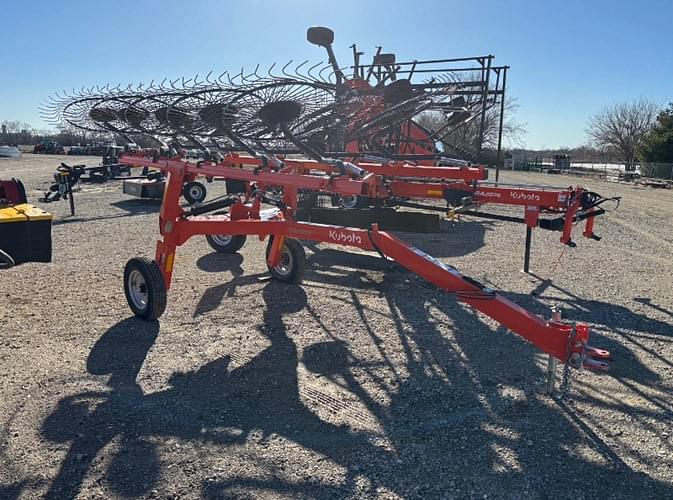 Image of Kubota RA110CR Primary Image