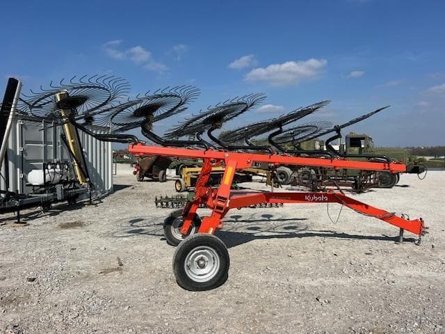 Image of Kubota RA110CR equipment image 1