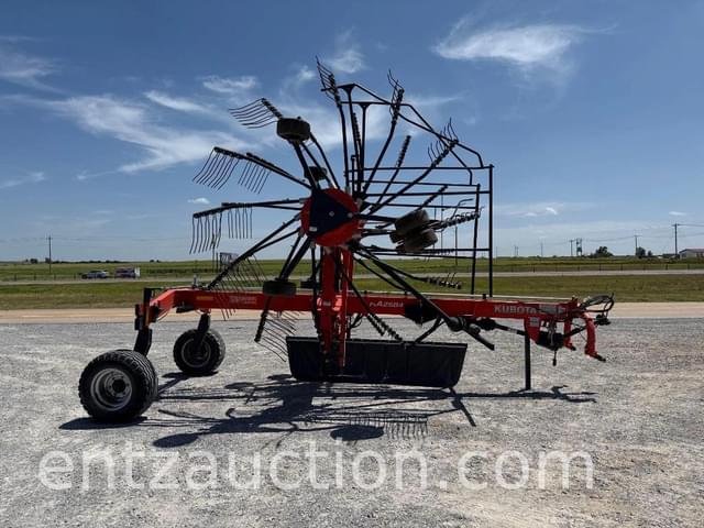 Image of Kubota RA2584 equipment image 1
