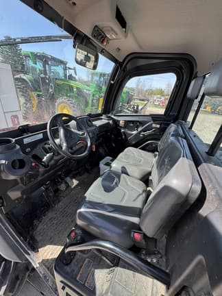 Image of Kubota RTV-X1100 equipment image 4