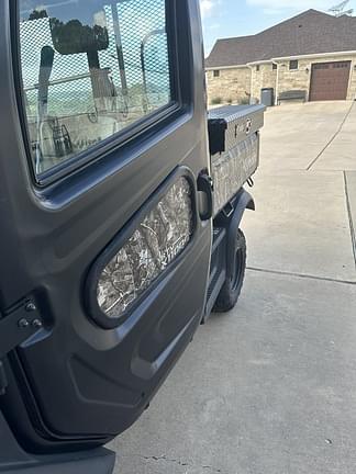 Image of Kubota RTV-X1100 equipment image 2