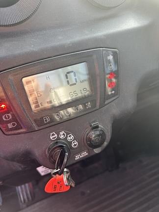 Image of Kubota RTV-X1100 equipment image 4