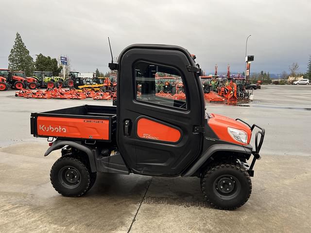 Image of Kubota RTV-X1100C equipment image 4