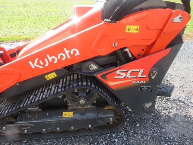 Image of Kubota SCL1000 equipment image 4
