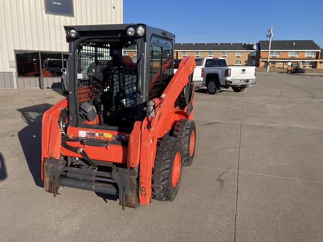 Image of Kubota SSV65 equipment image 1