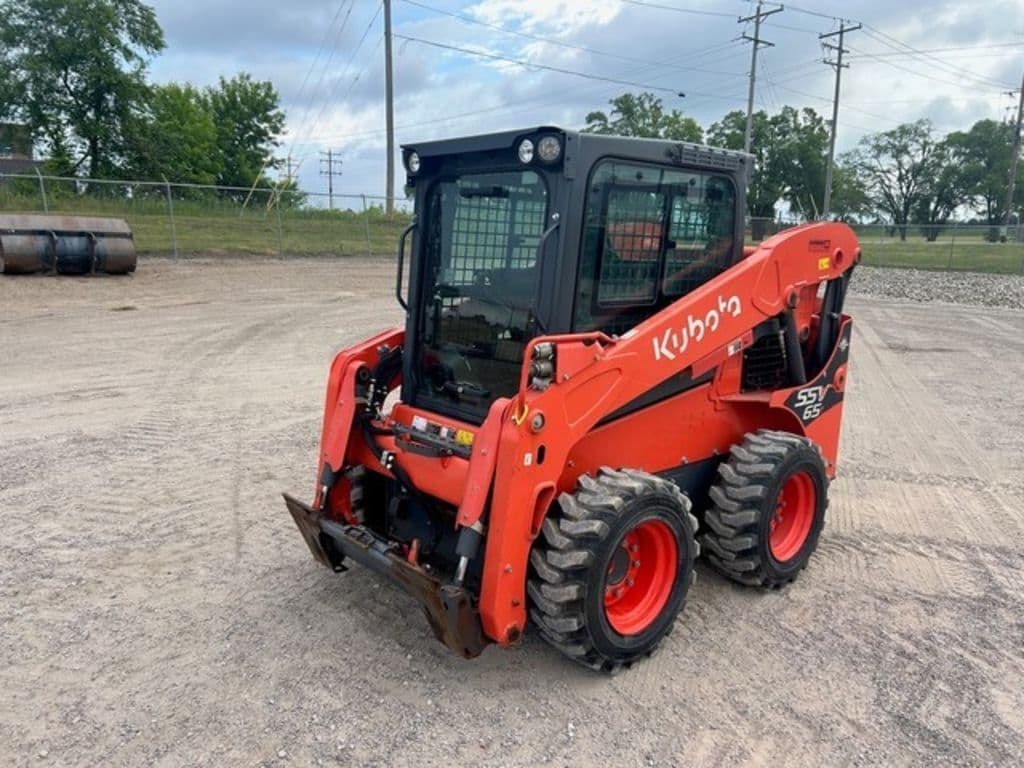 Image of Kubota SSV65 Primary image