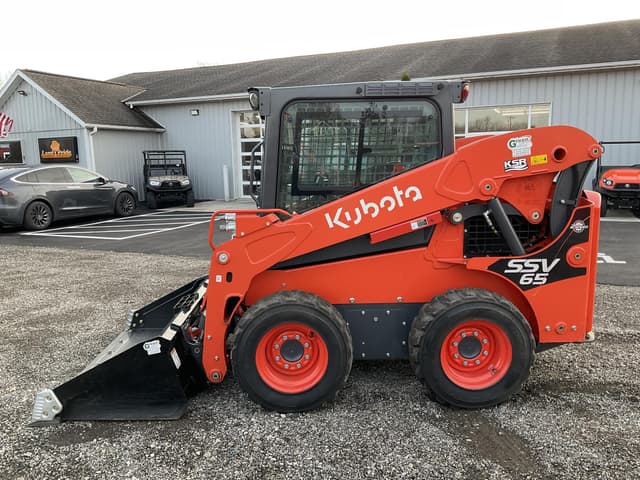 Image of Kubota SSV65 equipment image 1
