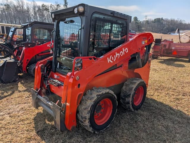 Image of Kubota SSV65 equipment image 2
