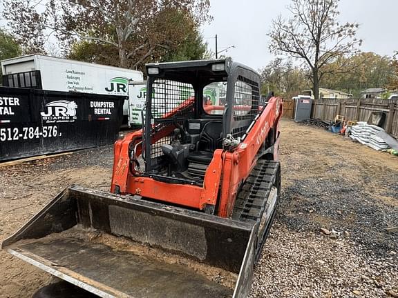 Image of Kubota SSV65 equipment image 2