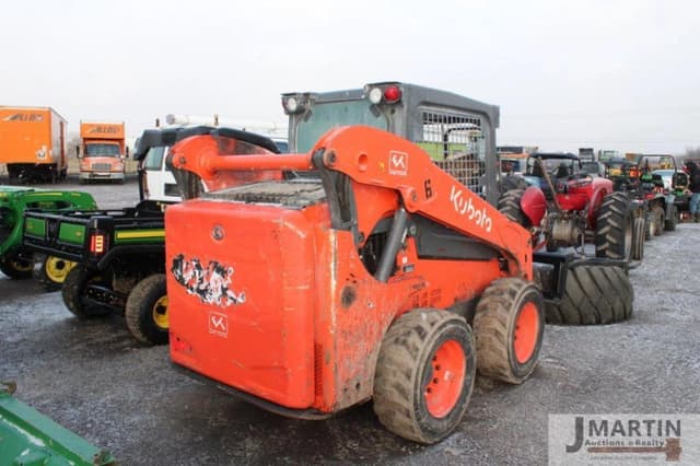 Image of Kubota SSV65 equipment image 2