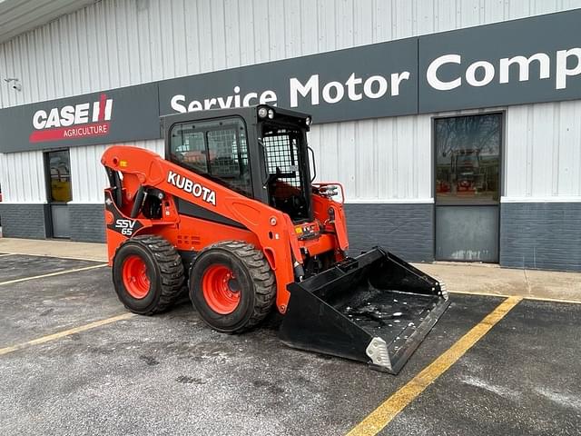 Image of Kubota SSV65 equipment image 1