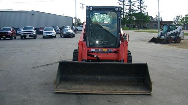 Image of Kubota SSV65 equipment image 3