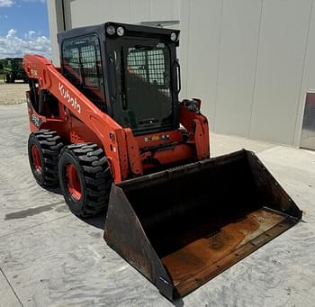 2021 Kubota SSV75 Equipment Image0