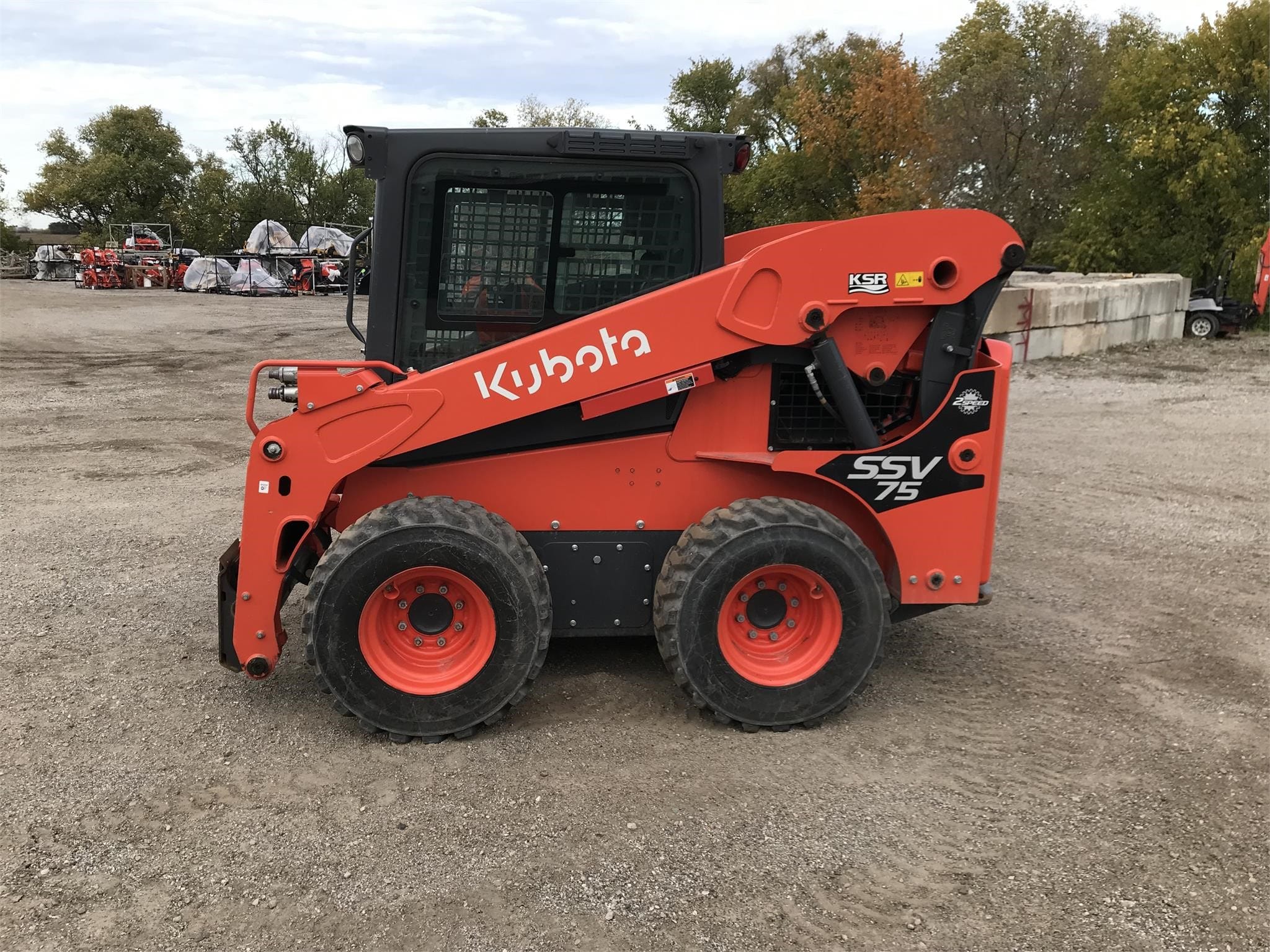 Main image Kubota SSV75