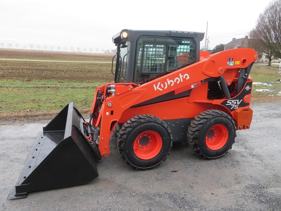 Image of Kubota SSV75 Primary image