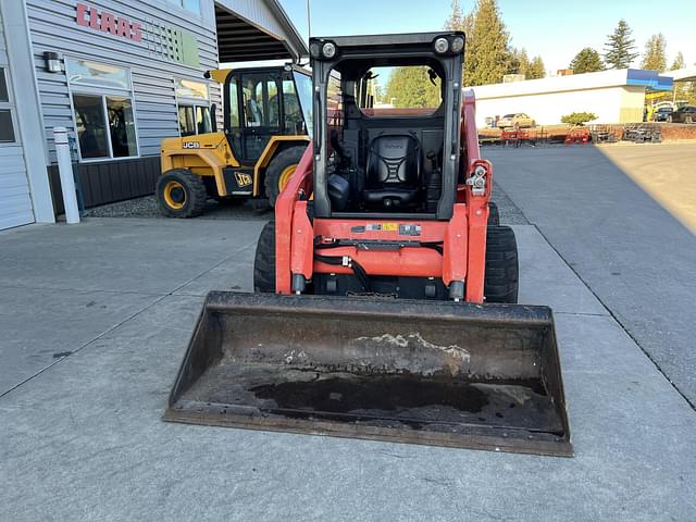 Image of Kubota SSV75 equipment image 2