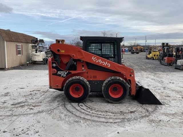 Image of Kubota SSV75 equipment image 4