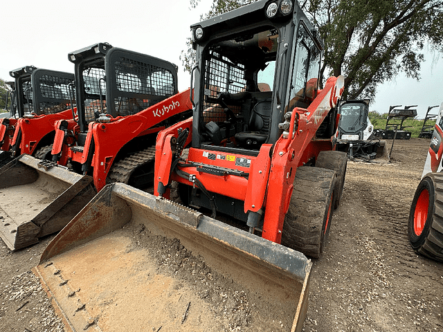 Image of Kubota SSV75 equipment image 4