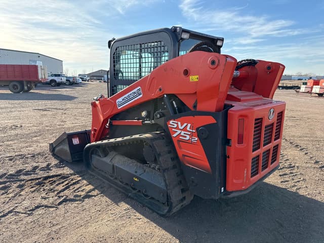 Image of Kubota SVL75-2 equipment image 2