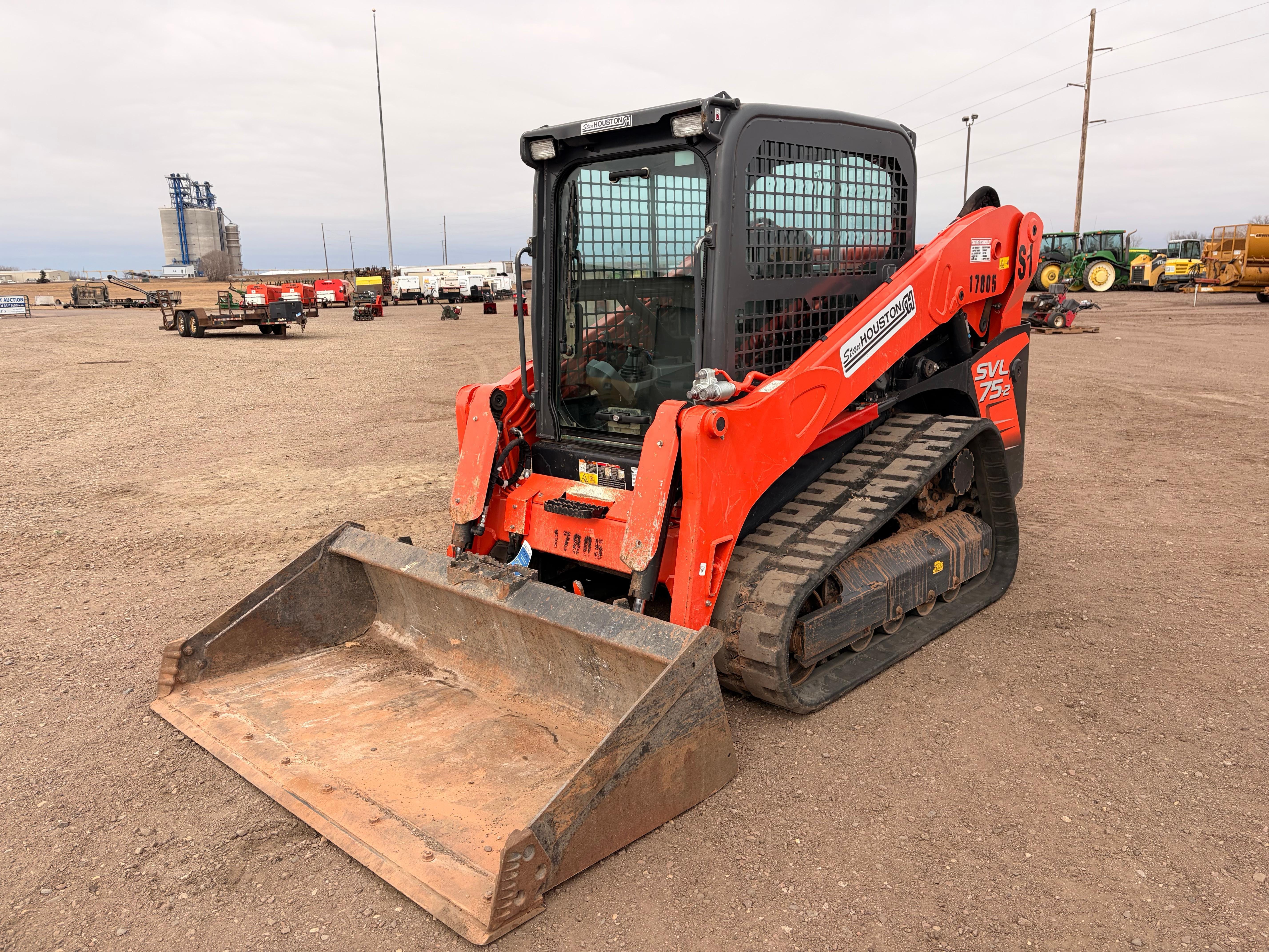 2021 Kubota SVL75-2 Equipment Image0