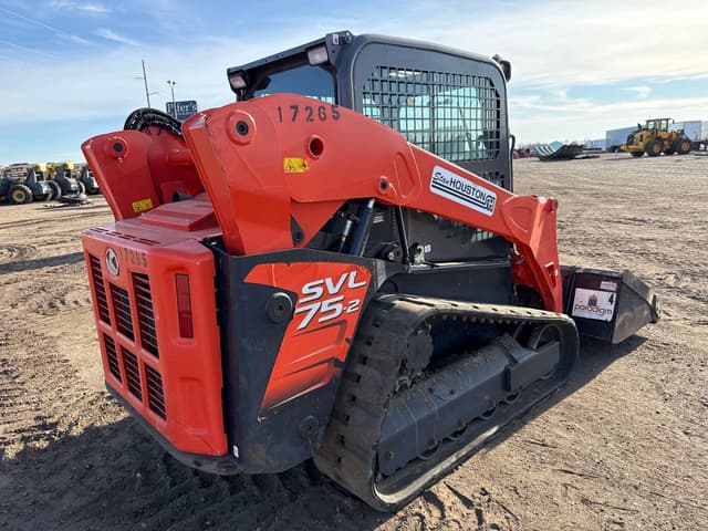 Image of Kubota SVL75-2 equipment image 4