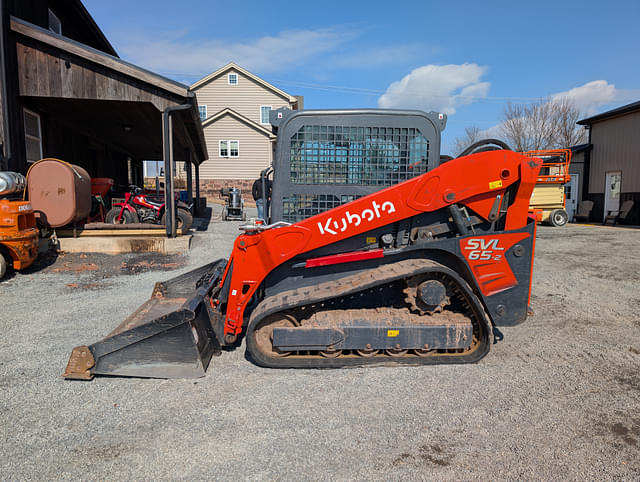 Image of Kubota SVL65-2 equipment image 3