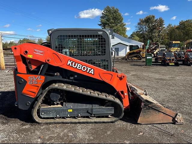 Image of Kubota SVL65-2 equipment image 3