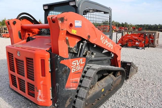 Image of Kubota SVL65-2 equipment image 3