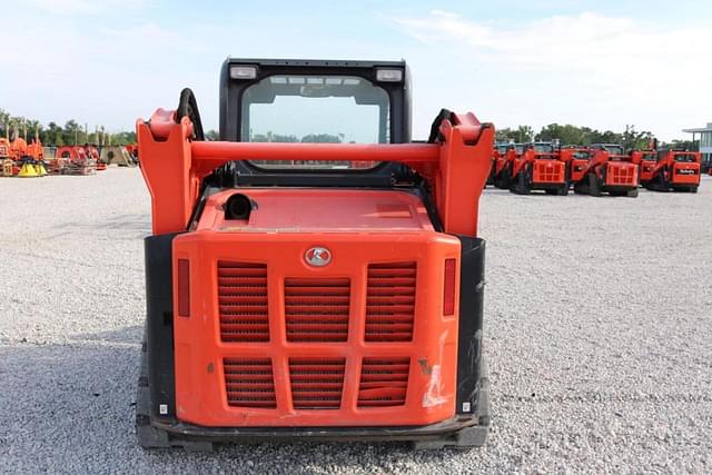 Image of Kubota SVL65-2 equipment image 2