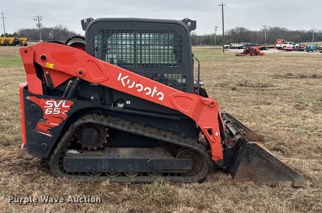 Image of Kubota SVL65-2 equipment image 3