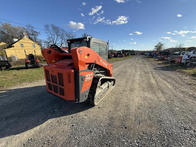 Image of Kubota SVL75-2 equipment image 3
