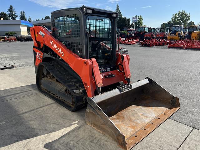 Image of Kubota SVL75-2 equipment image 3