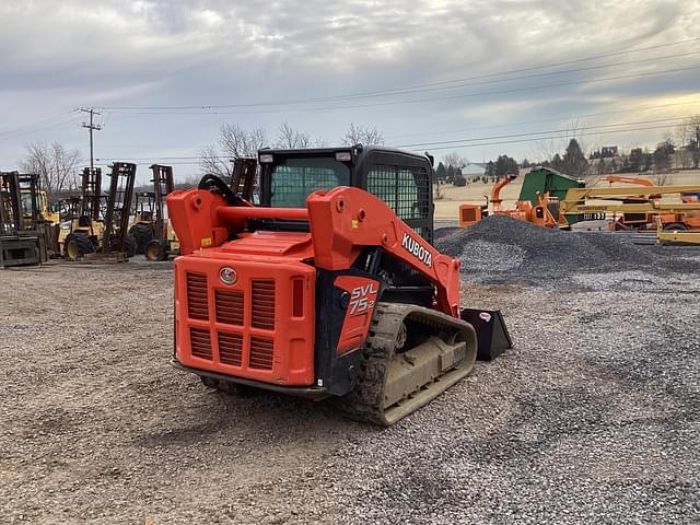 Image of Kubota SVL75-2 equipment image 3