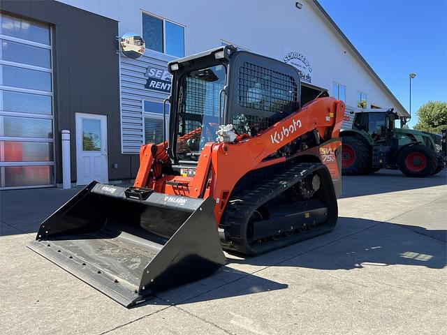 Image of Kubota SVL75-2 equipment image 2