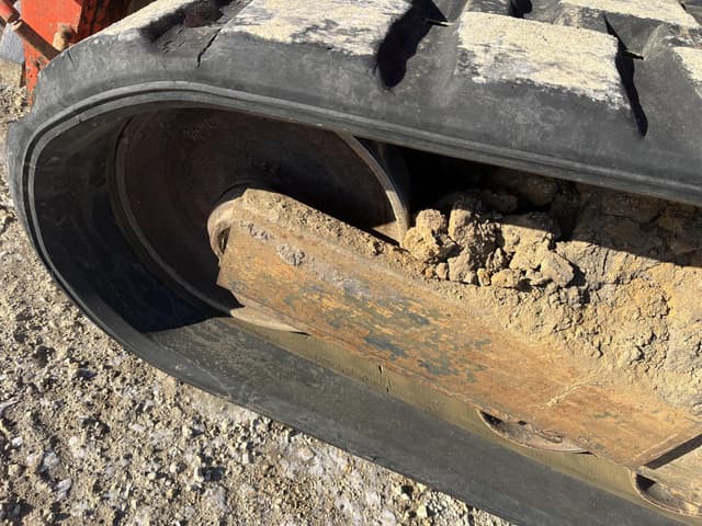 Image of Kubota SVL75-2HWC equipment image 4