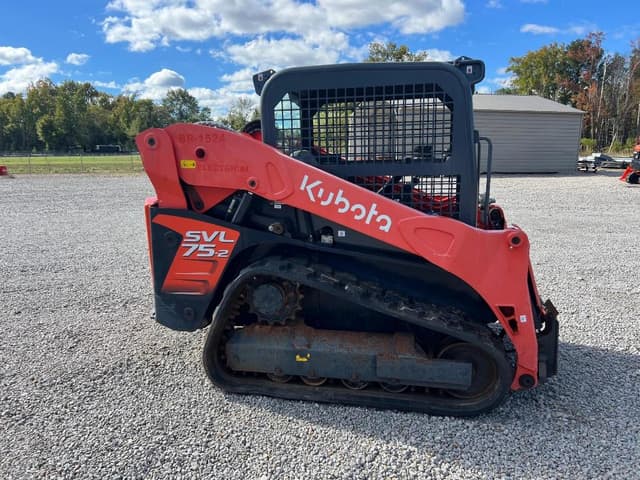 Image of Kubota SVL75-2 equipment image 2