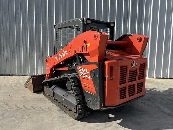 Image of Kubota SVL75-2 equipment image 2