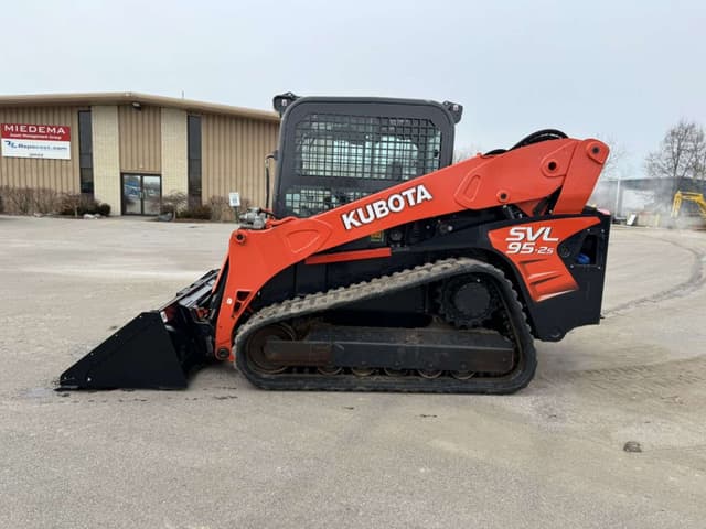 Image of Kubota SVL95-2 equipment image 1