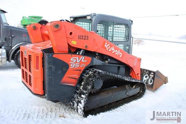 Image of Kubota SVL95-2S equipment image 2