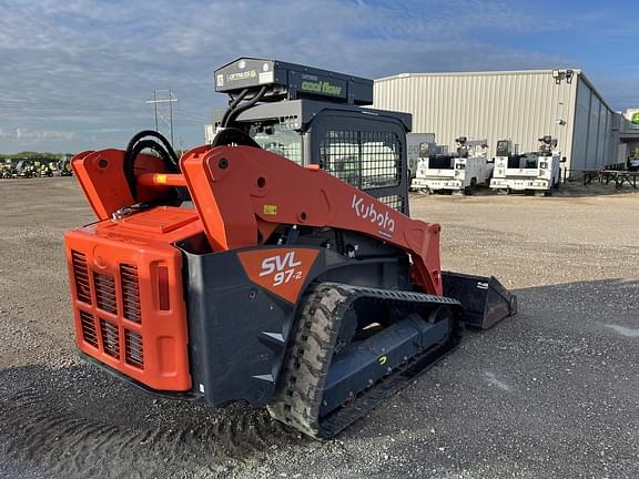 Image of Kubota SVL97-2 equipment image 3