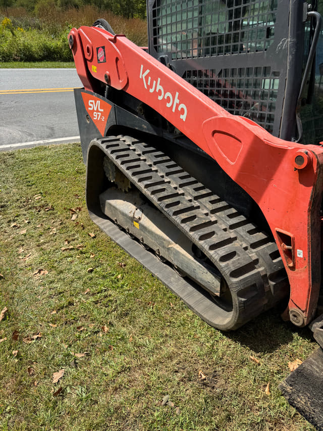 Image of Kubota SVL97-2 equipment image 3