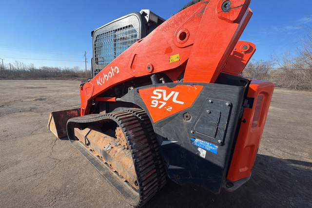 Image of Kubota SVL97-2 equipment image 2