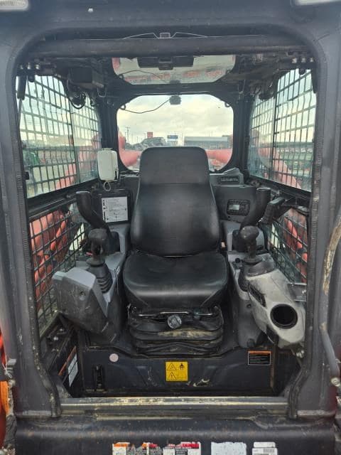 Image of Kubota SVL97-2 equipment image 4