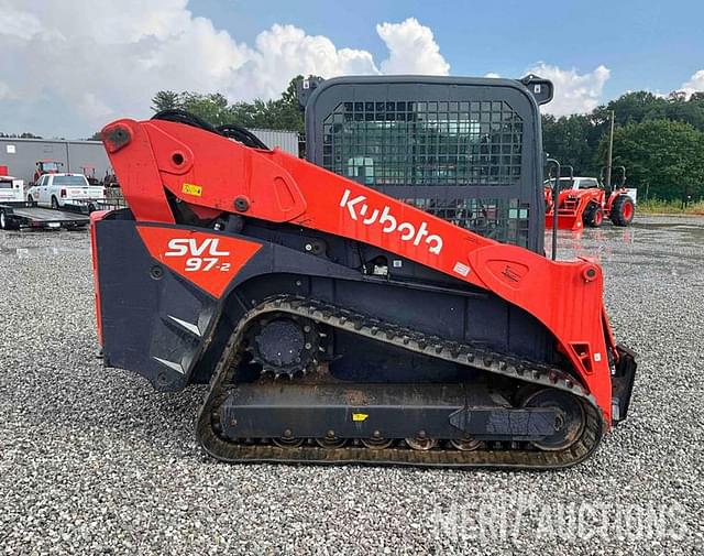 Image of Kubota SVL97-2 equipment image 3