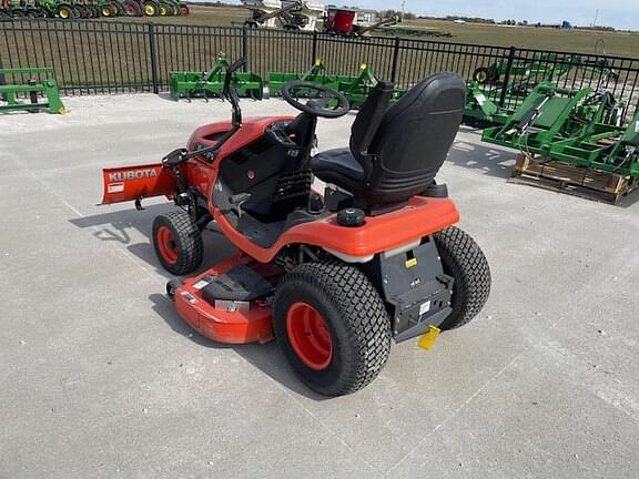 Image of Kubota T2290 equipment image 4