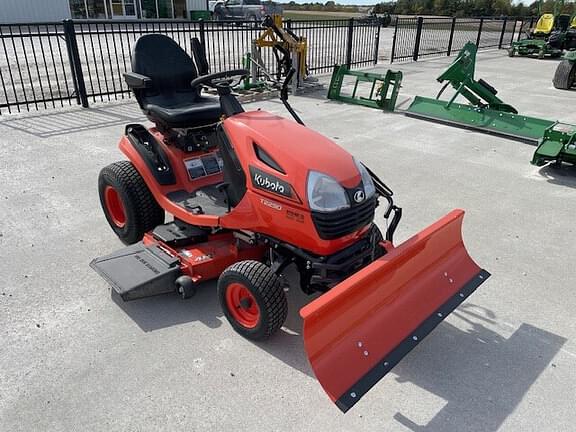 Image of Kubota T2290 equipment image 1