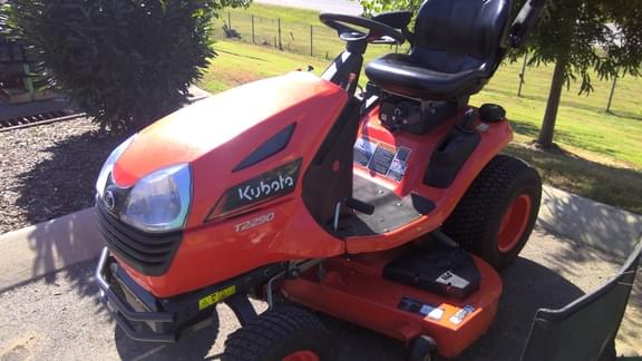 Image of Kubota T2290 Primary image