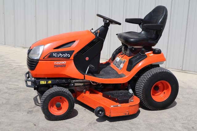 Image of Kubota T2290KWT equipment image 3